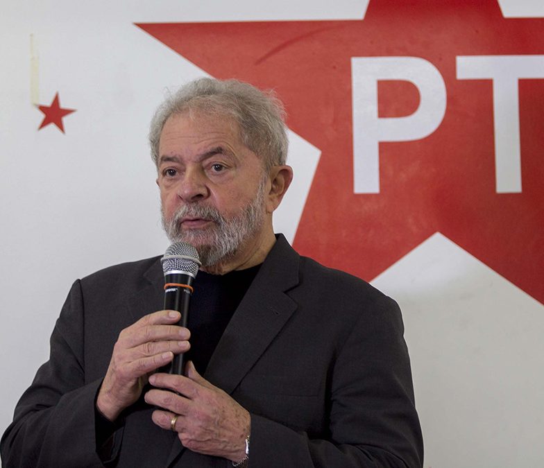 Lula Eu fico imaginando que Deus é petista Agenda Política